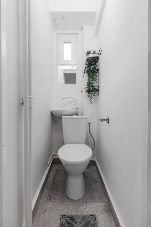 Eclectic 3 Bedroom Calea Victoriei By Urbanesq Bukarest Exteriör bild